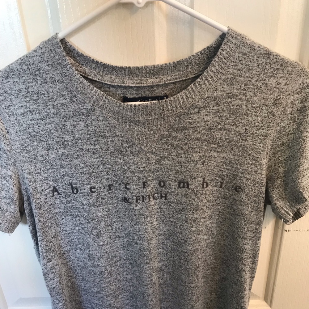 Abercrombie & Fitch top